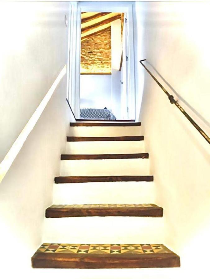 Apartamento Torre Del Aver Caceres Bagian luar foto