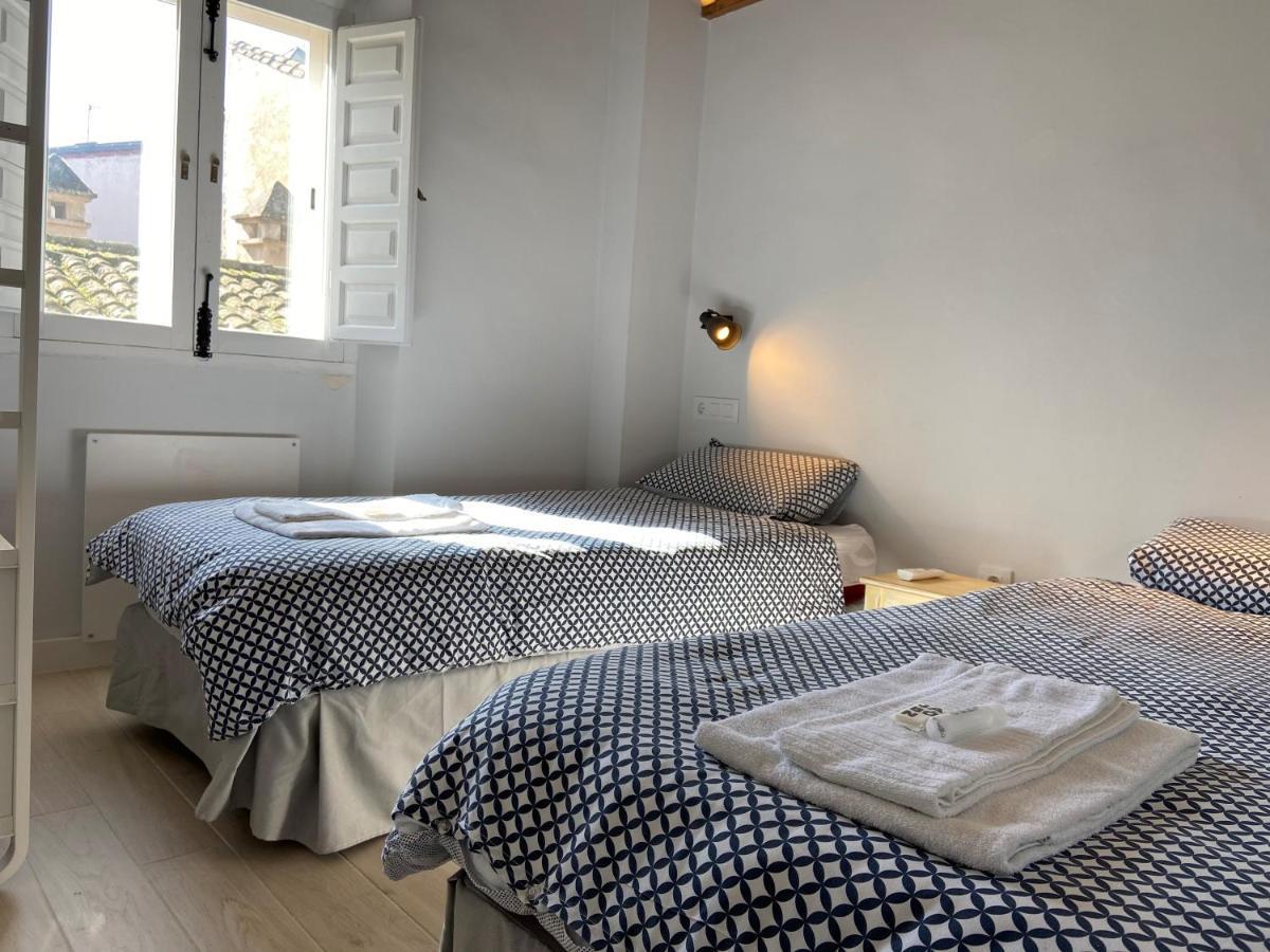 Apartamento Torre Del Aver Caceres Bagian luar foto