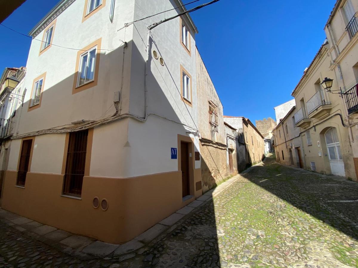 Apartamento Torre Del Aver Caceres Bagian luar foto